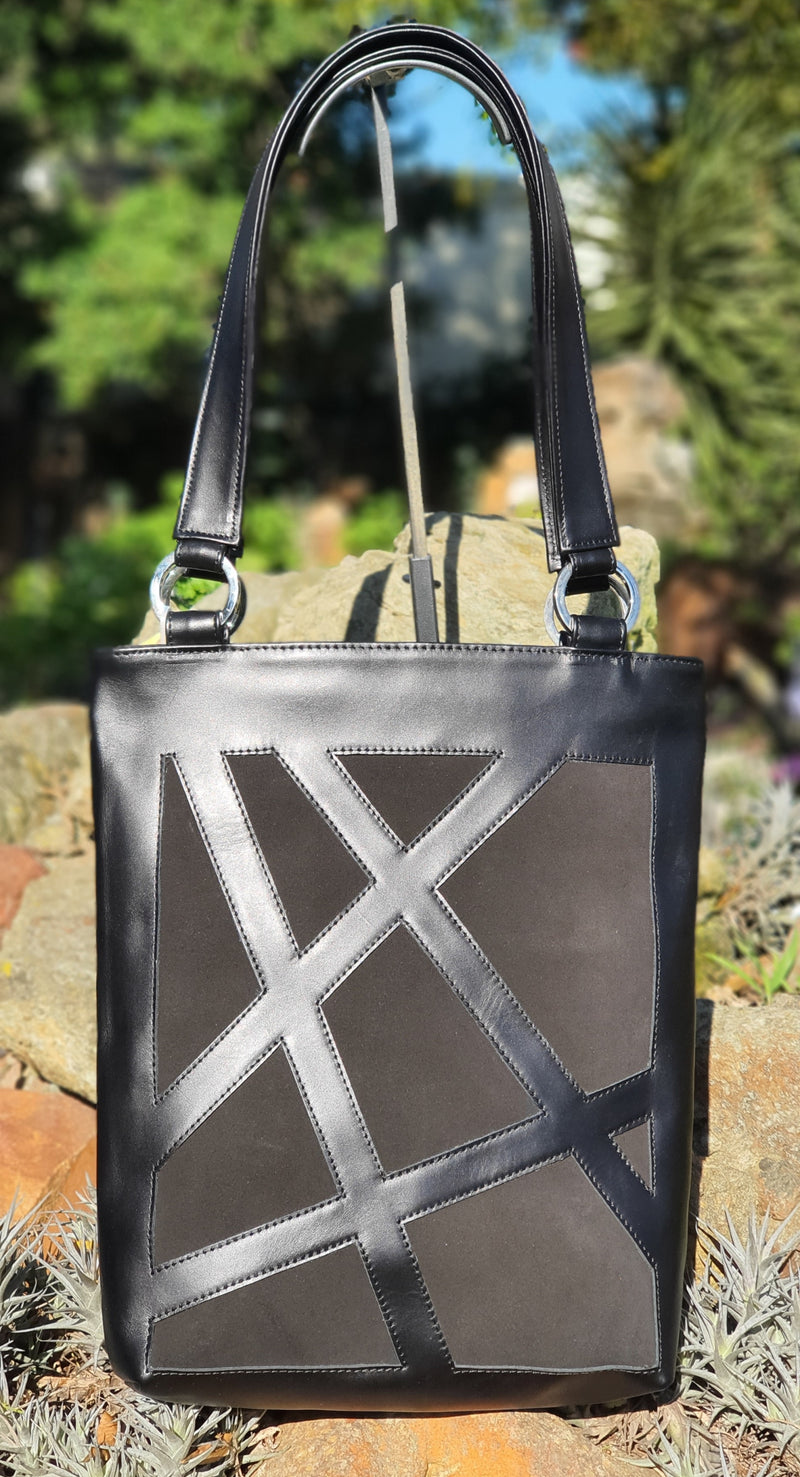 LUNA BLACK KEVLAR TOTE BAG